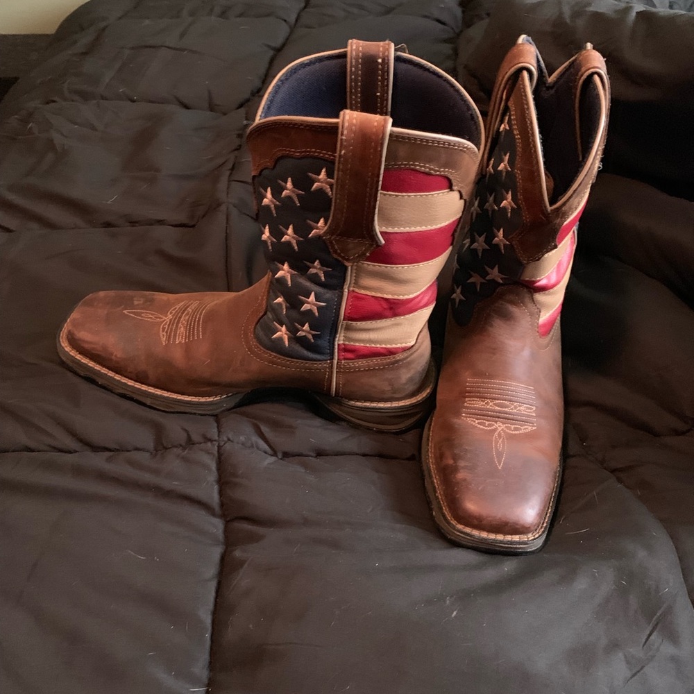 Durango Women’s Boots - Picture 2 of 3